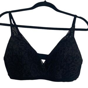 New Knix Bralette XXL Black Deep V Lace Wireless Light Support Bra 40C 40D 40B